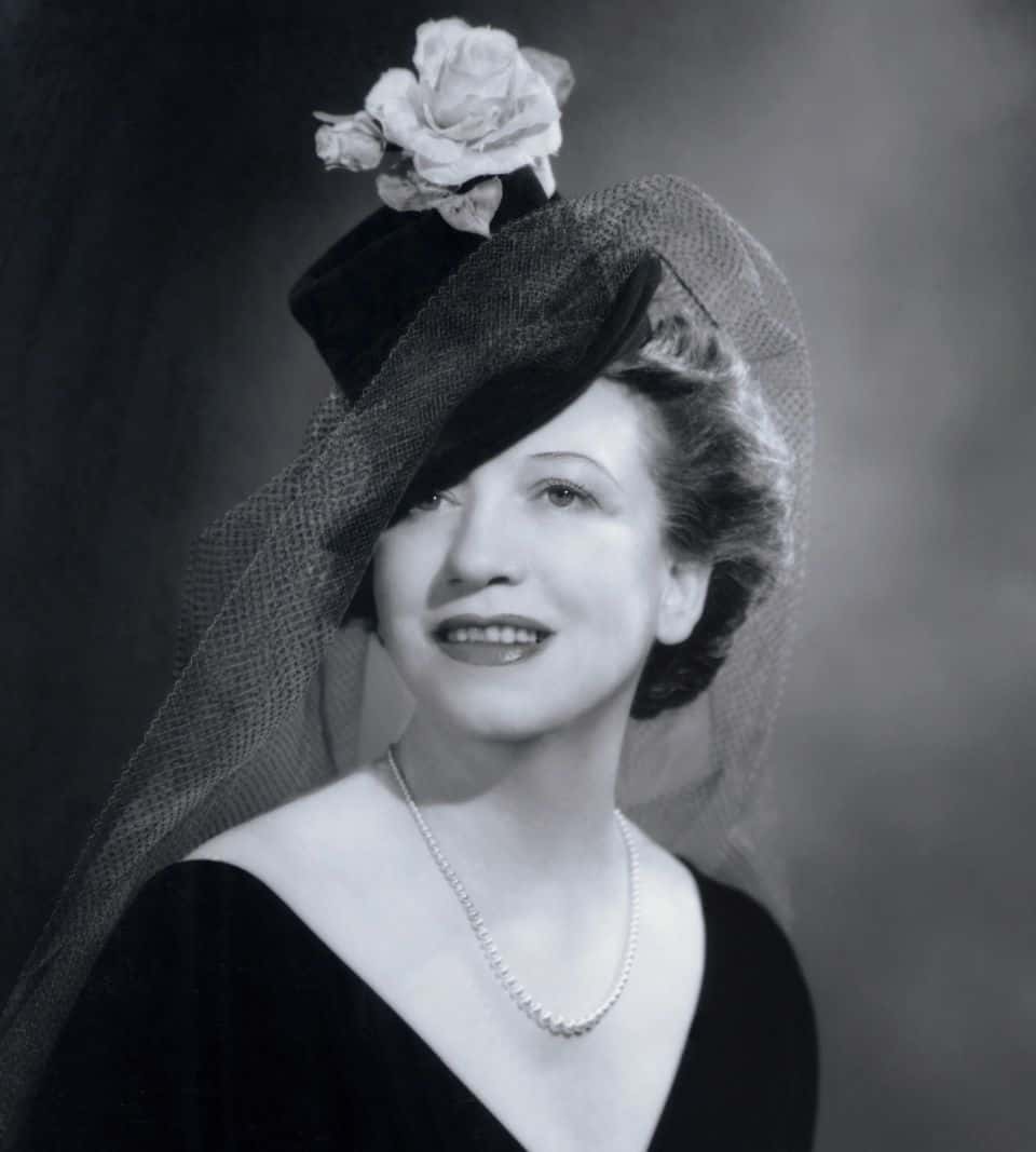 Elizabeth Arden photograph by Revlon Inc.