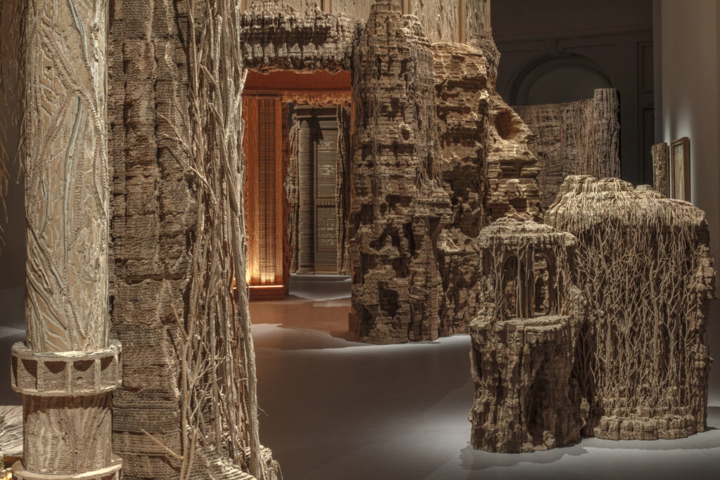 Eva Jospin Grottesco