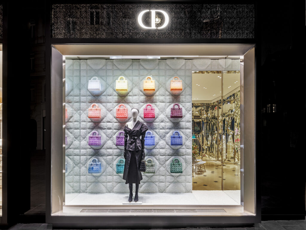 Dior Visual Merchading by Isaac Monte