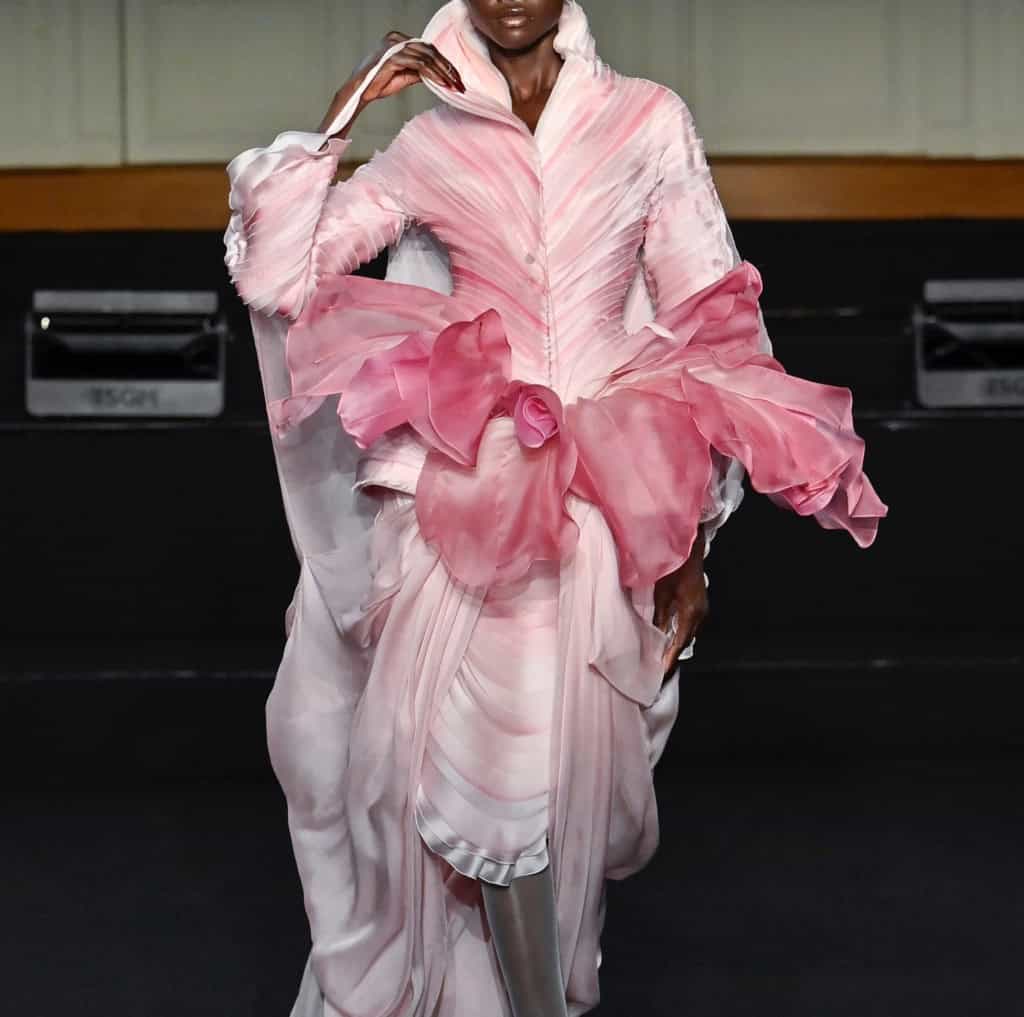 Cheney Chan catwalk Haute Couture 24