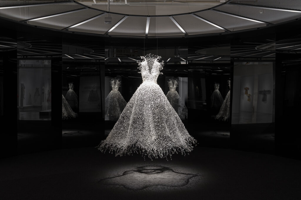 Geum KeySook , White dress Dreaming section