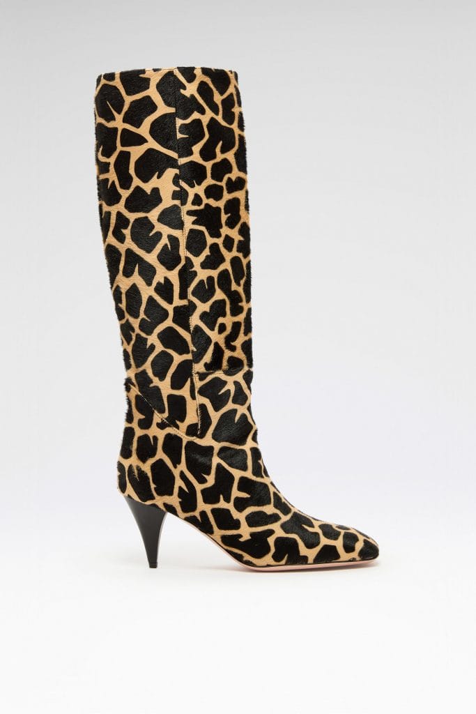  Knee-high boot in leopard-print suede.