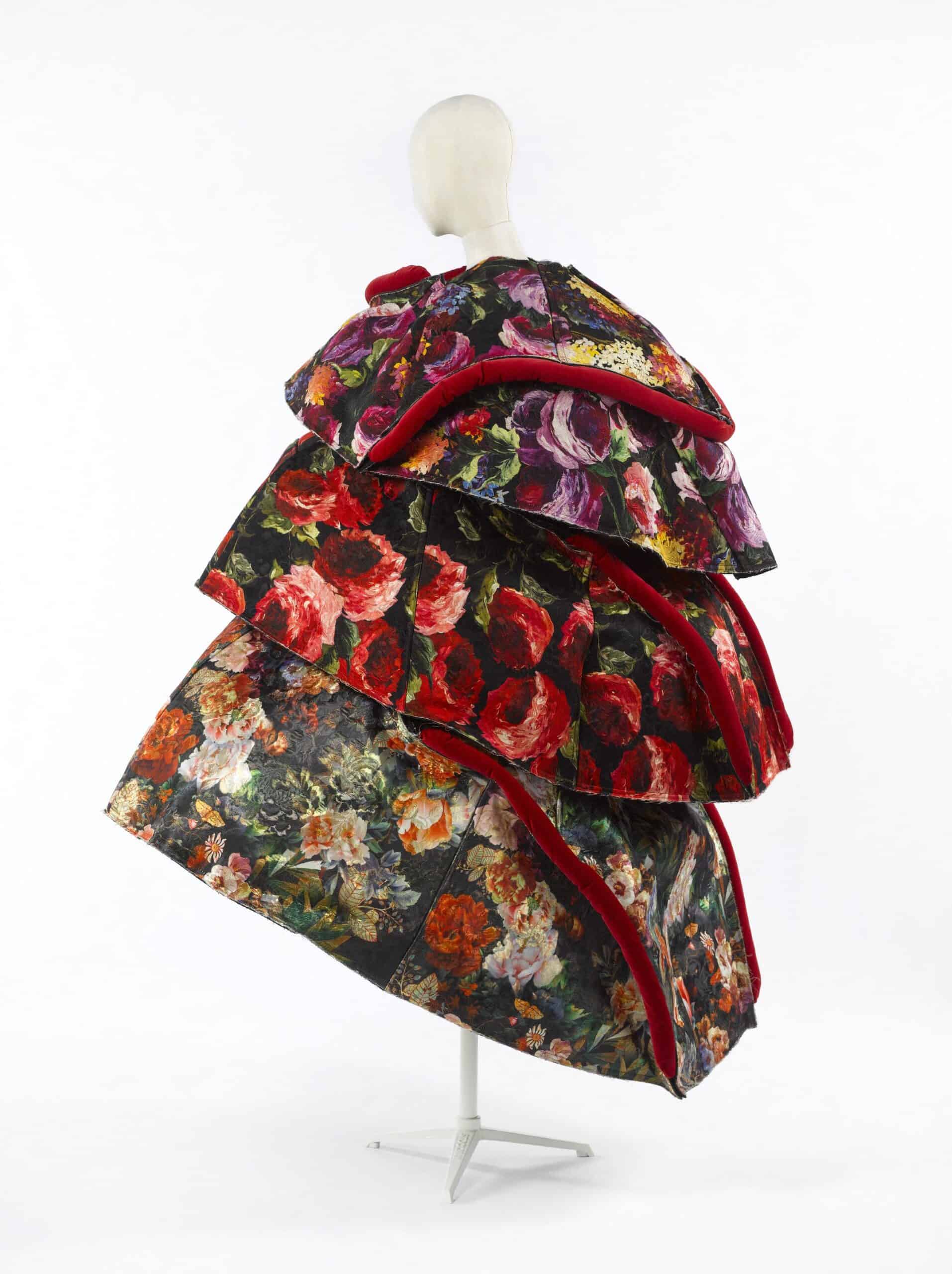 Artistic floral dress from the Tisser, Broder, Sublimer exhibition at Palais Galliera.