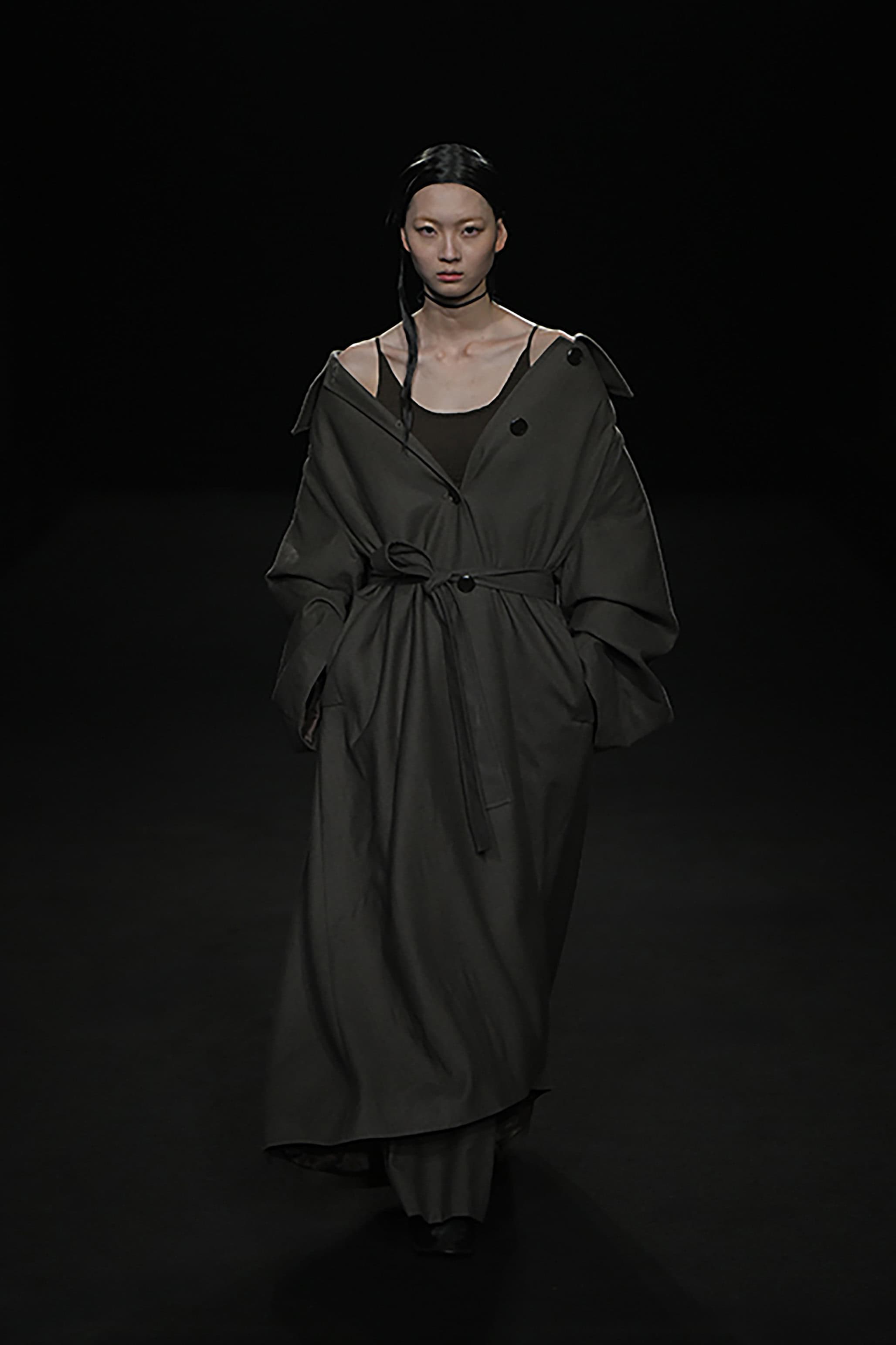 color portrait of runway model, fashion photography
