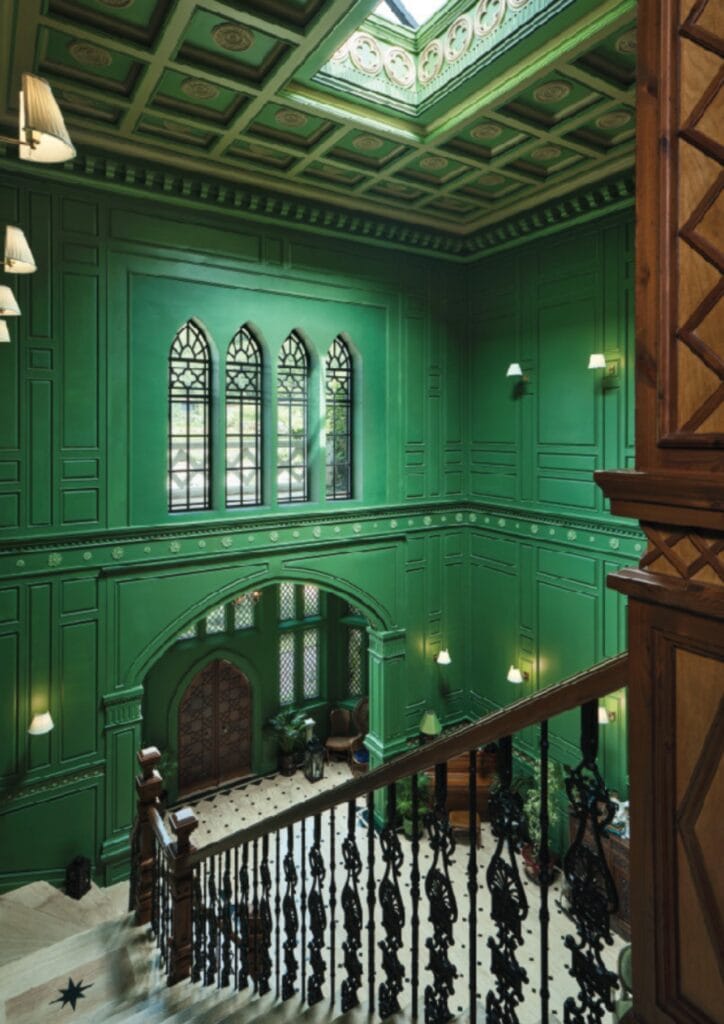 Maison Mystique, Thailand