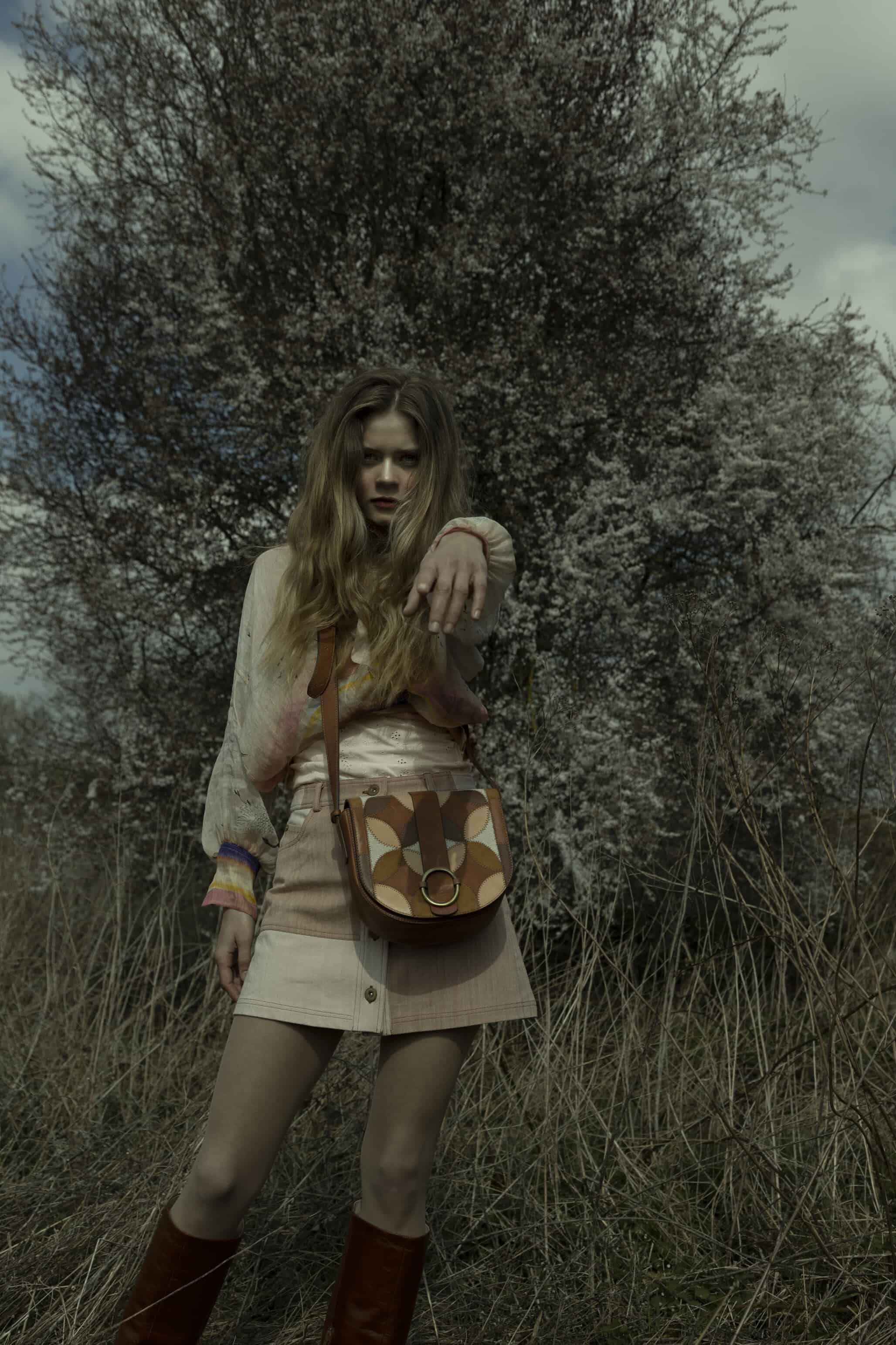 Blouse Forte_Forte, handbag, skirt & body Sessùn, boots Comptoir des Cotonniers.