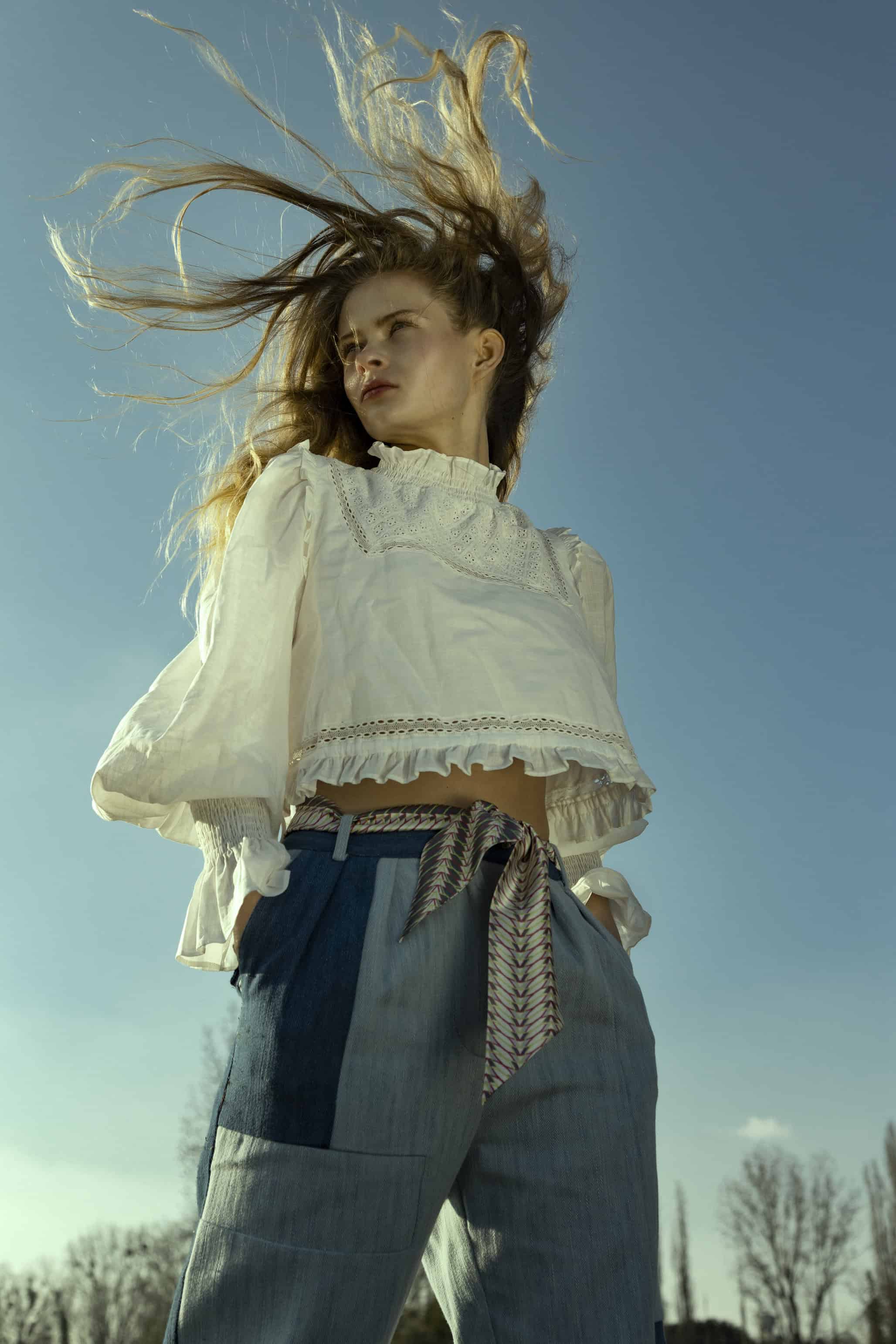 Blouse Shen Premium, Jeans Sessùn, Scarf Epice.  by photographer FRENCH COWBOY A Mia Macfarlane & Julien Crouigneau Creation 