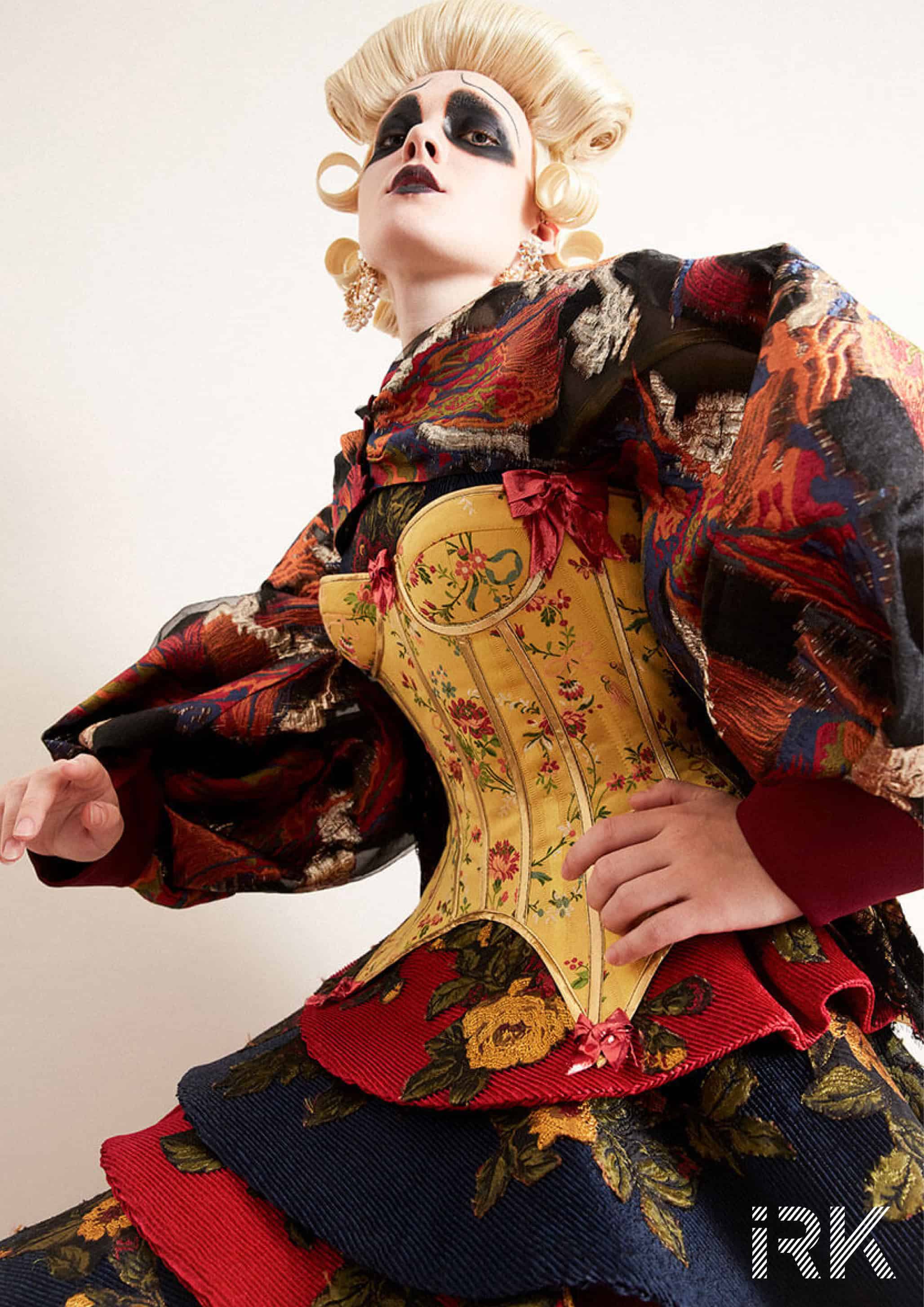 Robe &amp; Haut : John Paul Ataker // Corset : Jackson Weiderhoeft