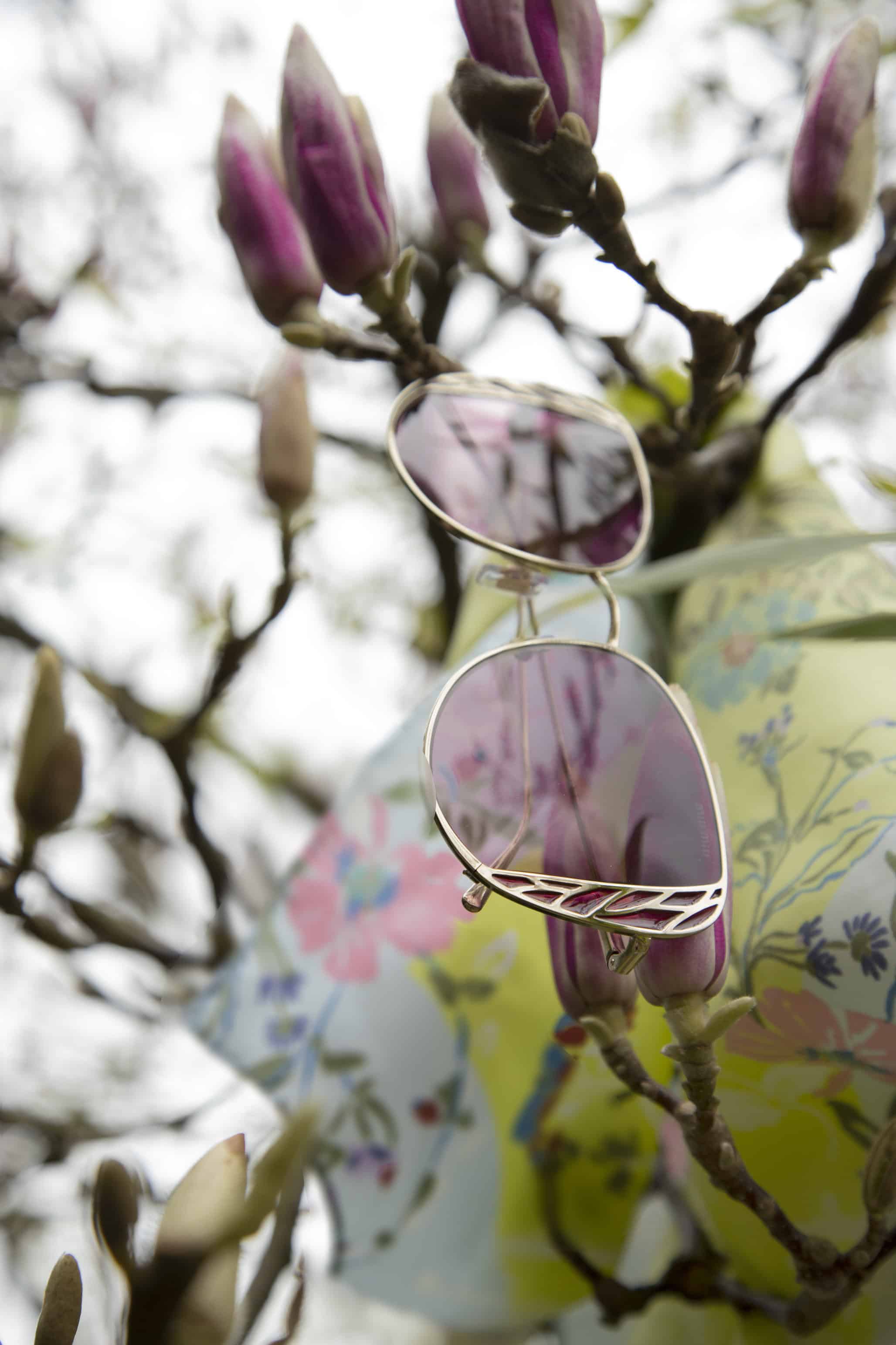 Sunglasses Miu Miu, scarf Epice