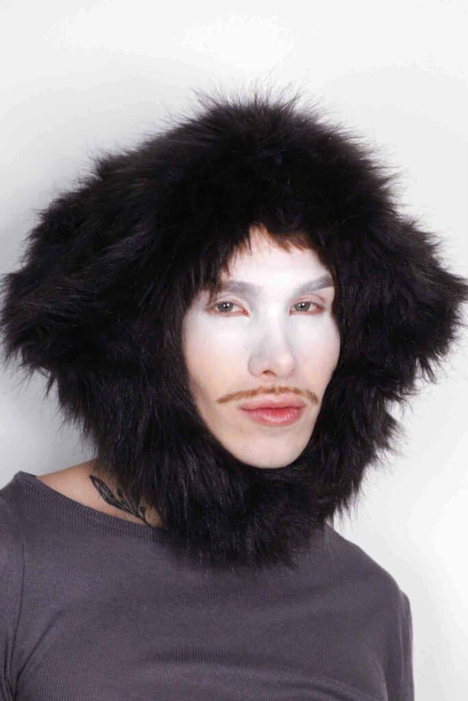 Black Yeti Hat