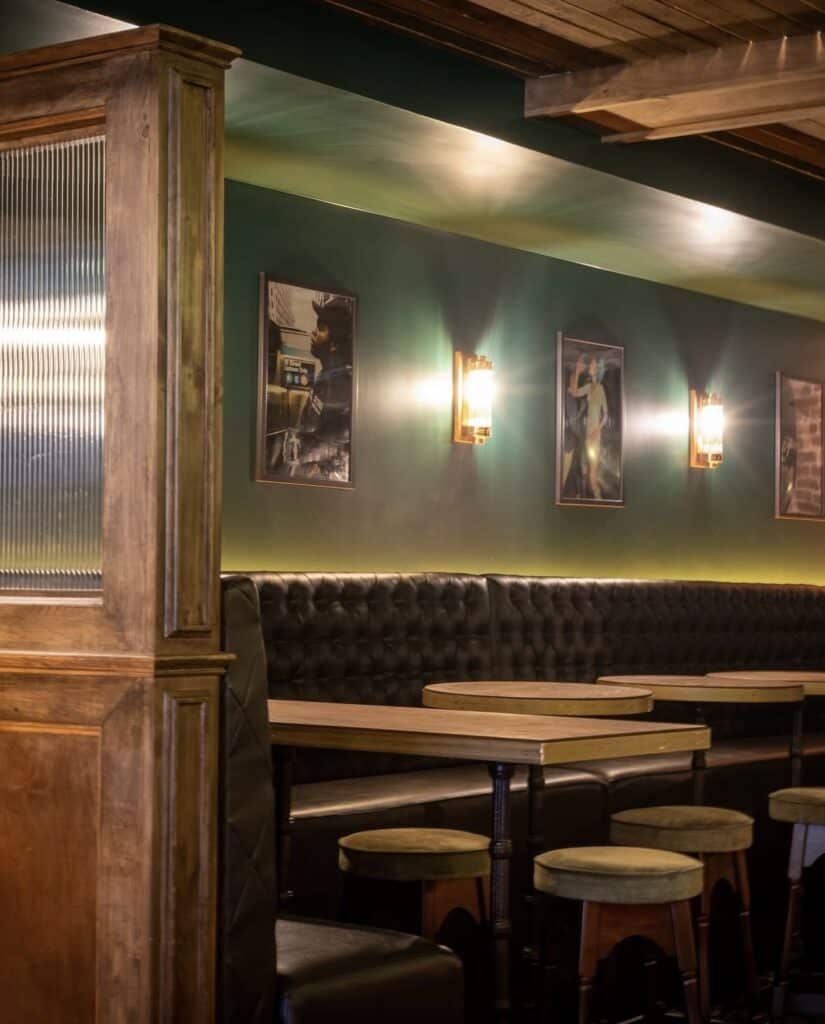 The Snug Irish Bar