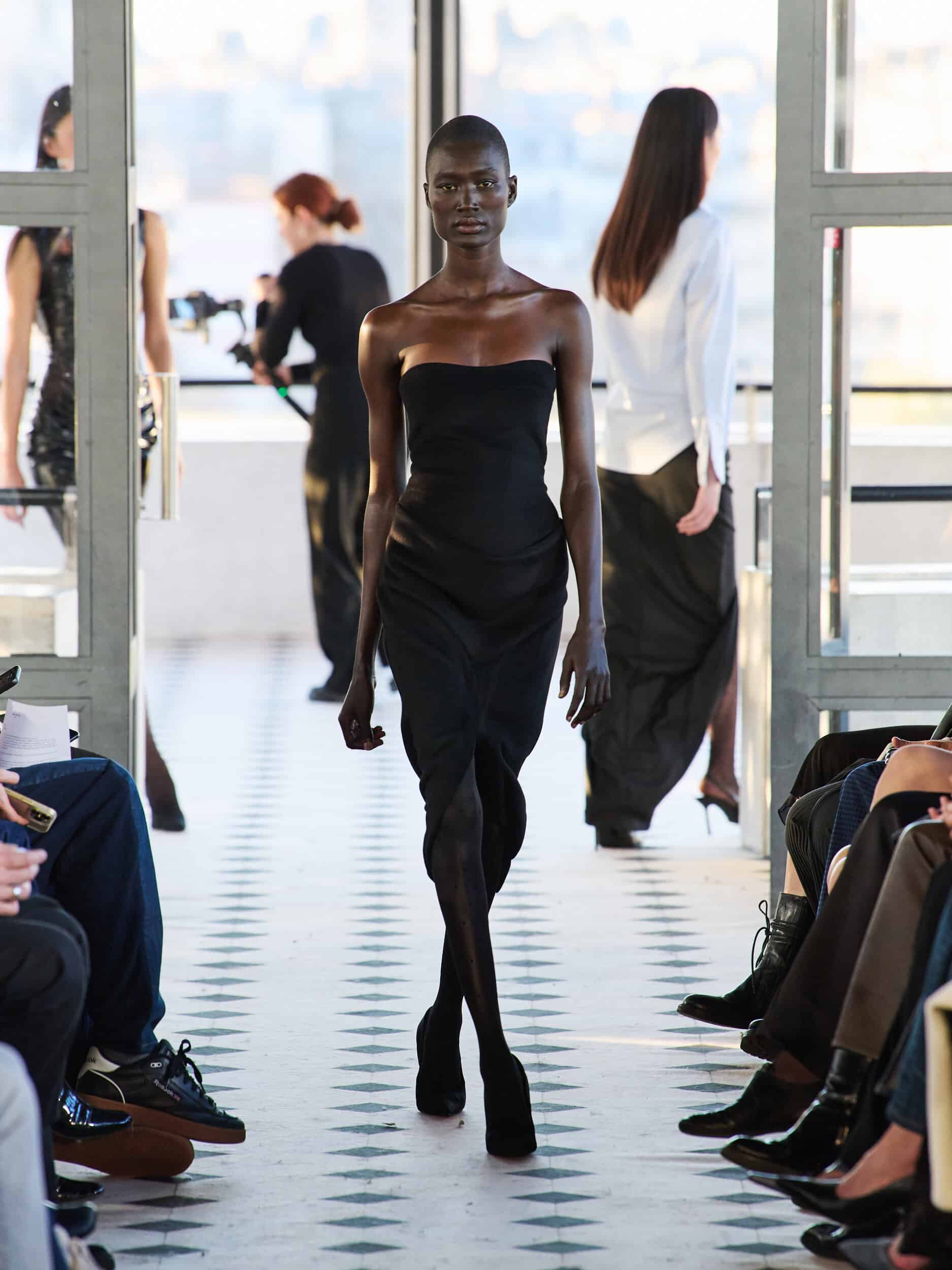 La collectienuse FW26012