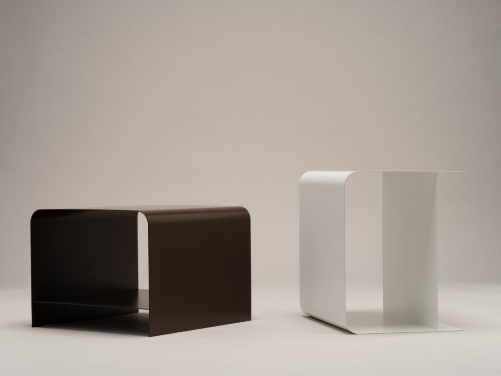 Legan Radius White ans Brown Tables 