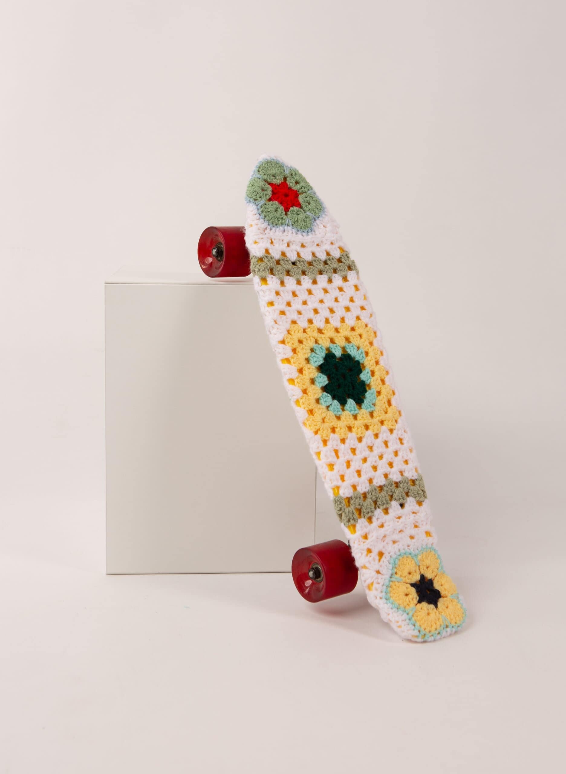 On the free road. 2023. Vintage skateboard+Cotton+Acrylic. Sophie Inard.