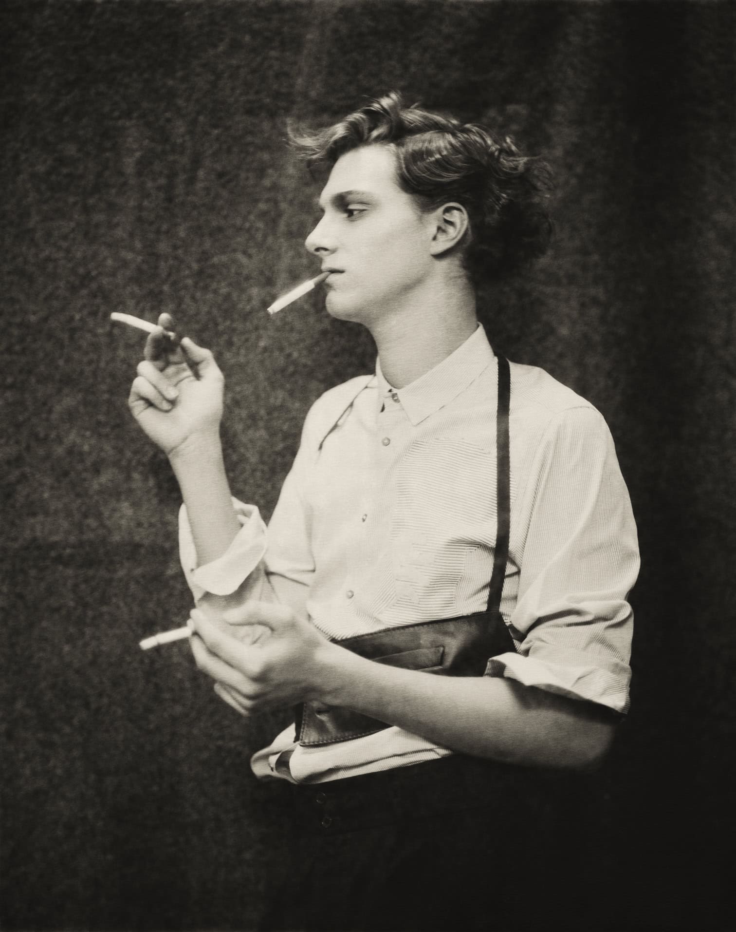 Charles with Cigarettes, December 5th, 2005 carbon Piezo print No. 96328.08 © Paolo Roversi, courtesy Pace Gallery