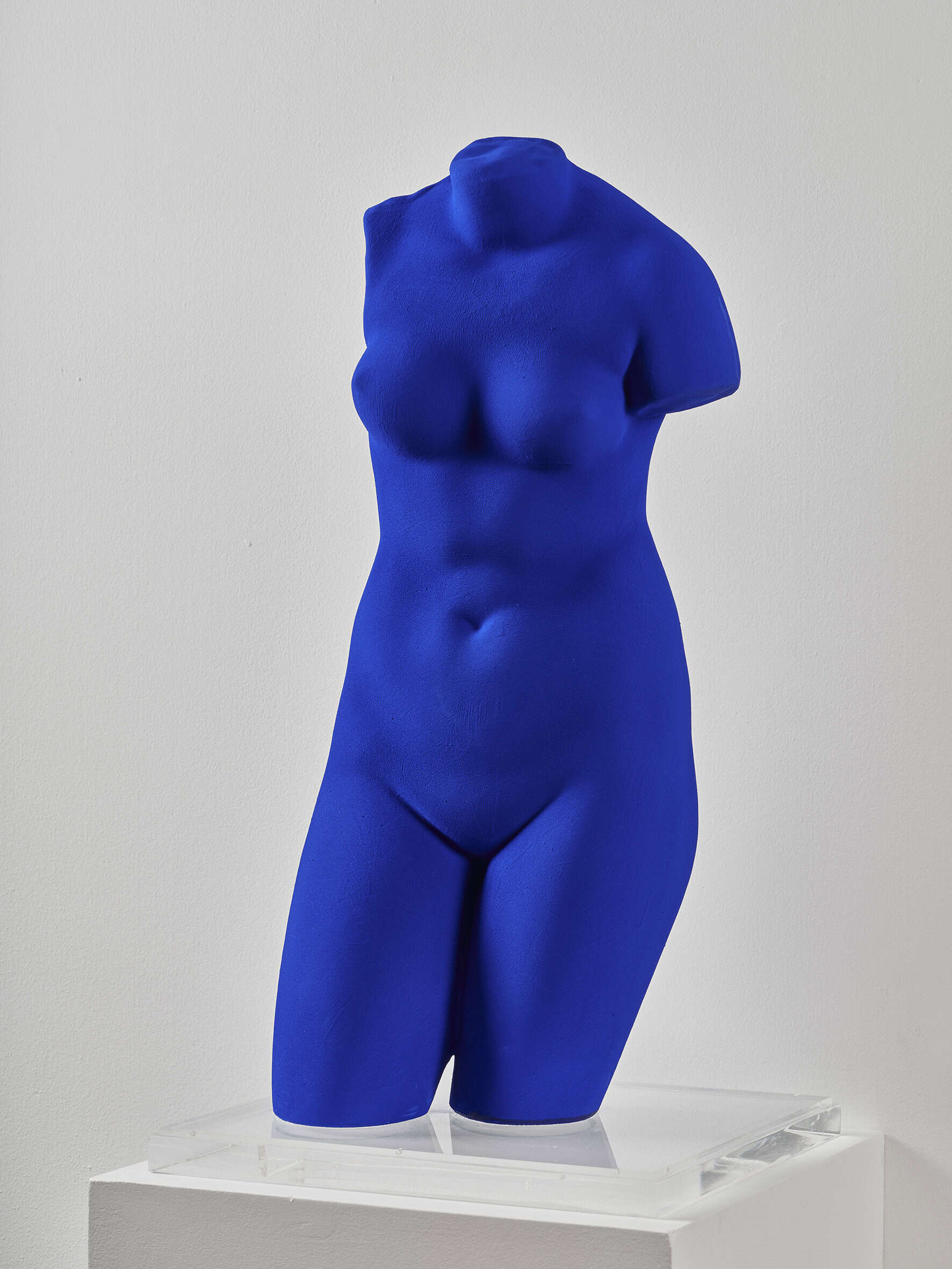 Modernism in ultramarine, Klein’s Venus disrupts the classical gazeWoman's body from neck to knees, painted in the iconic KLEIN blue. Yves Klein

Vénus bleue (La Vénus d’Alexandrie) (S 41)

Vers 1962

Pigment pur et résine synthétique sur plâtre

69,5 x 25 x 25 cm

Musée d’Art Moderne et d’Art Contemporain, Nice

© Ville de Nice / Jean-Christophe Lett

© Succession Yves Klein / ADAGP Paris, 2025