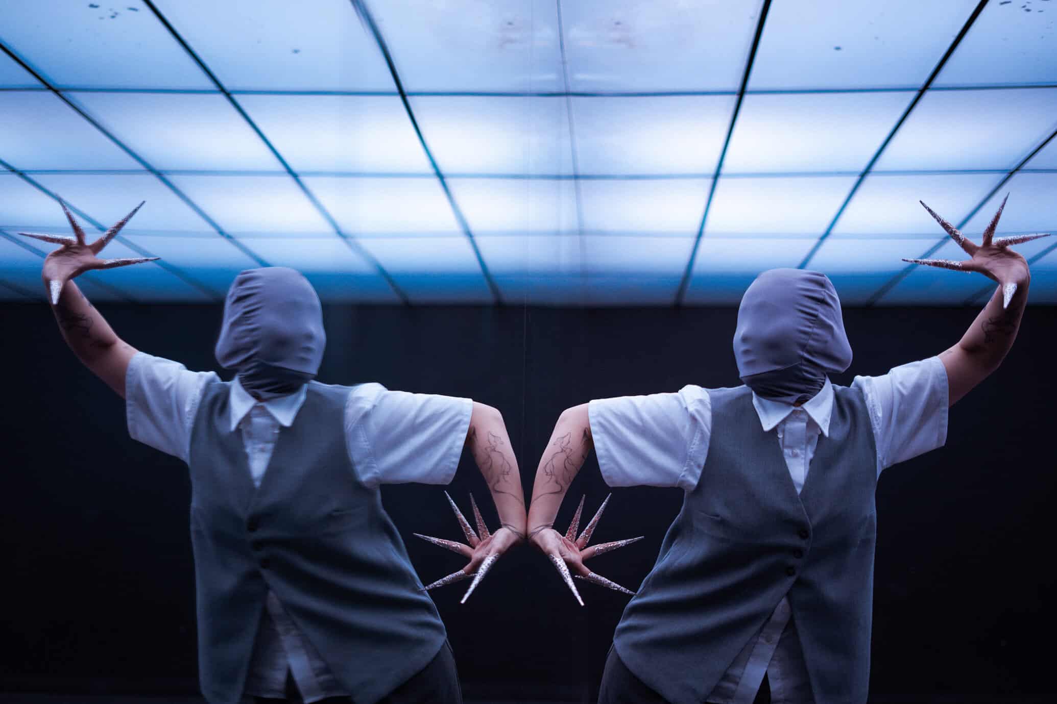 Alien Of Extraordinary2