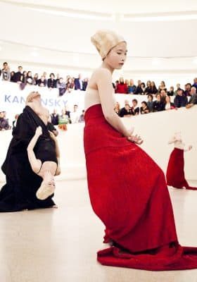 Shen Wei Dance Arts at 10 at Works & Process, October 24 and 25, 2009. Featuring dancers in Folding. Photo_ Yi-Chun Wu