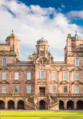 Drumlanrig Castle