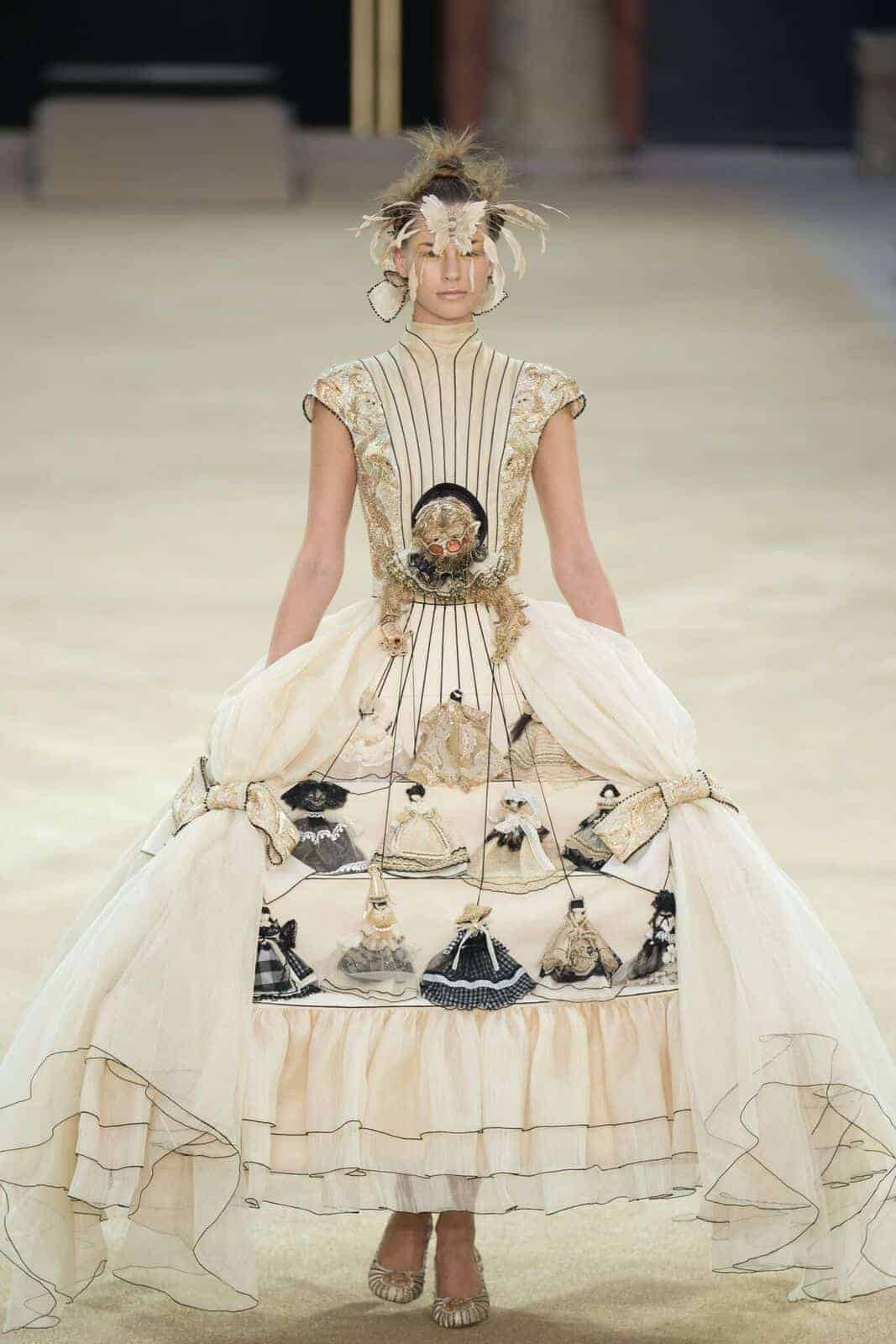 Guo Pei Alternate Universe Collection Couture Autumn/Winter 2019/20 Shot by: Antonio SO