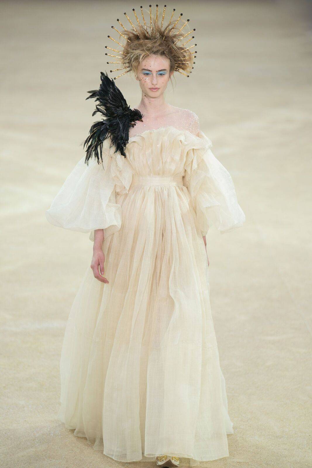 Guo Pei Alternate Universe Collection Couture Autumn/Winter 2019/20 Shot by: Antonio SO