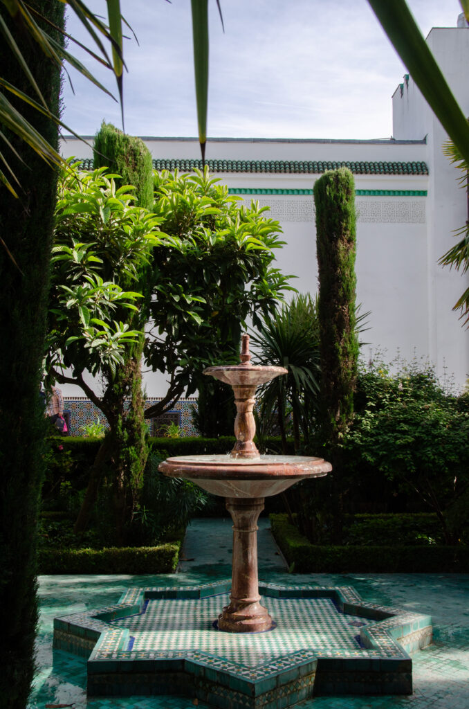 Paris hidden garden