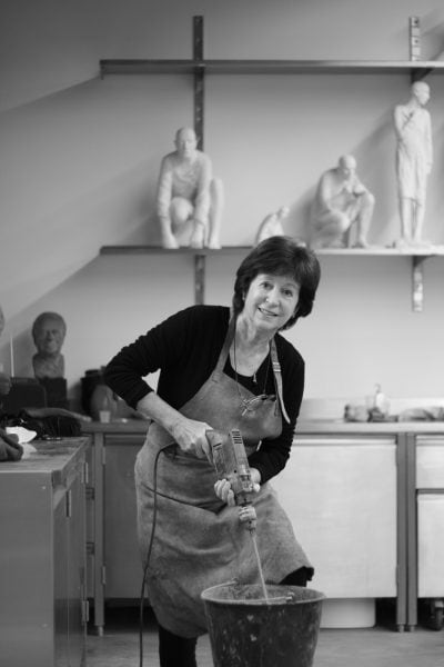 Hanneke Beaumont portrait in her studio