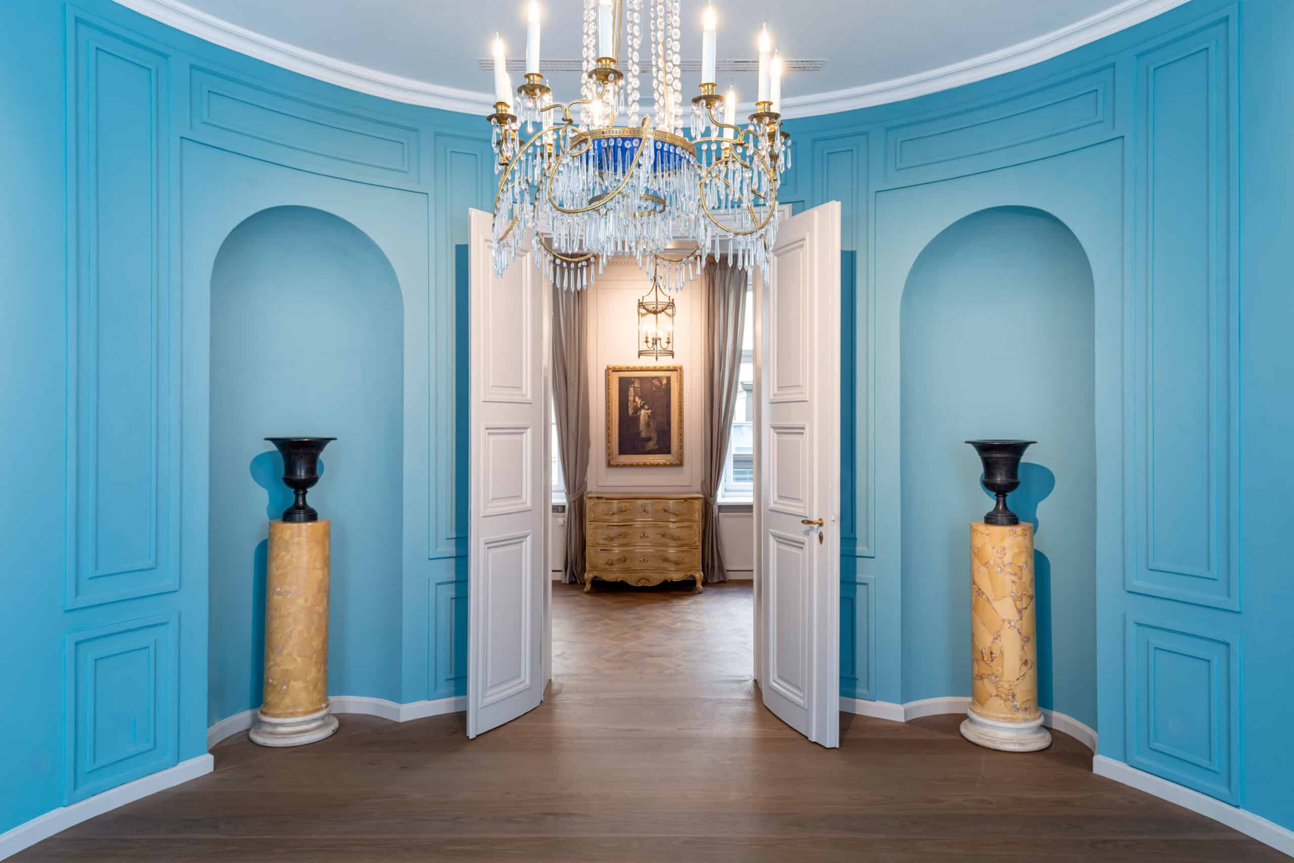 Bayerischer Hof Palais Montgelas. Mozart salon. © Daniel Schvarcz