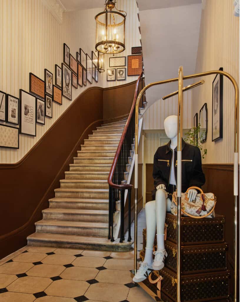 London Pop Up Louis Vuitton Hotel @annabel Elston
